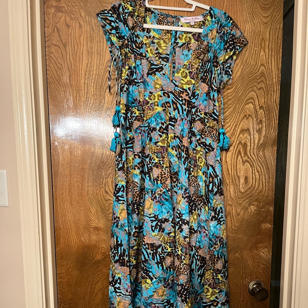 Connor And Blake V Neck Blue Floral & Animal Print Maxi  with Side Ties (L)